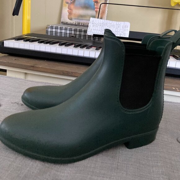 J. Crew Shoes - J. Crew Chelsea Rain boots
